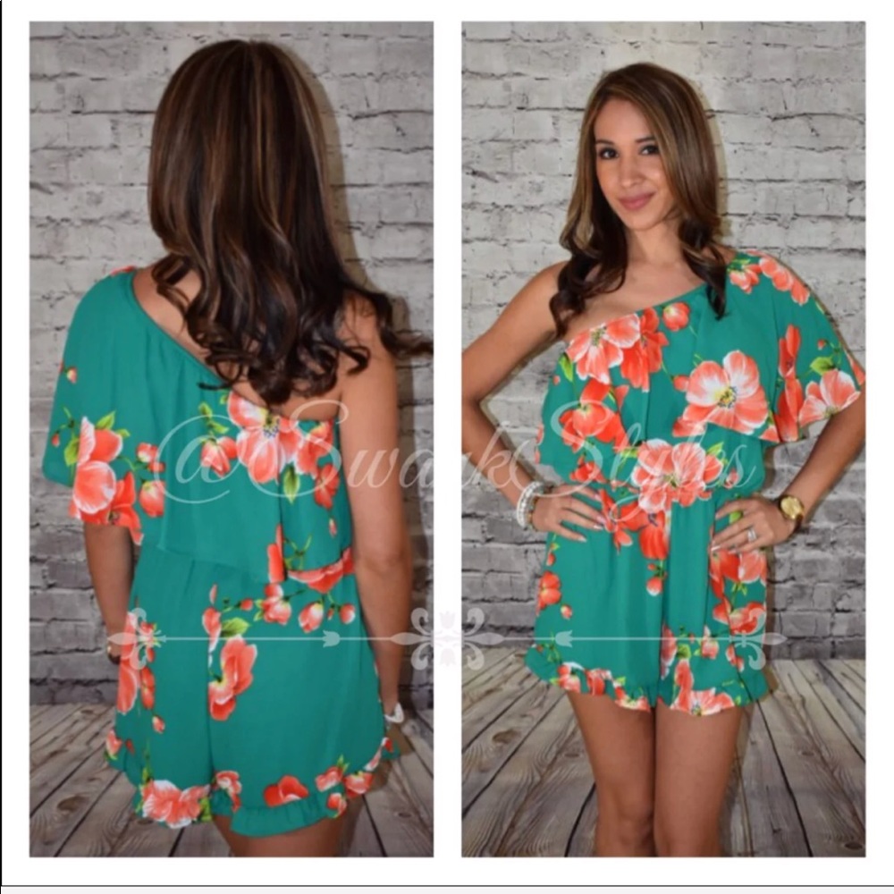 Tropical Floral One Shoulder Romper - Picture 5 of 6